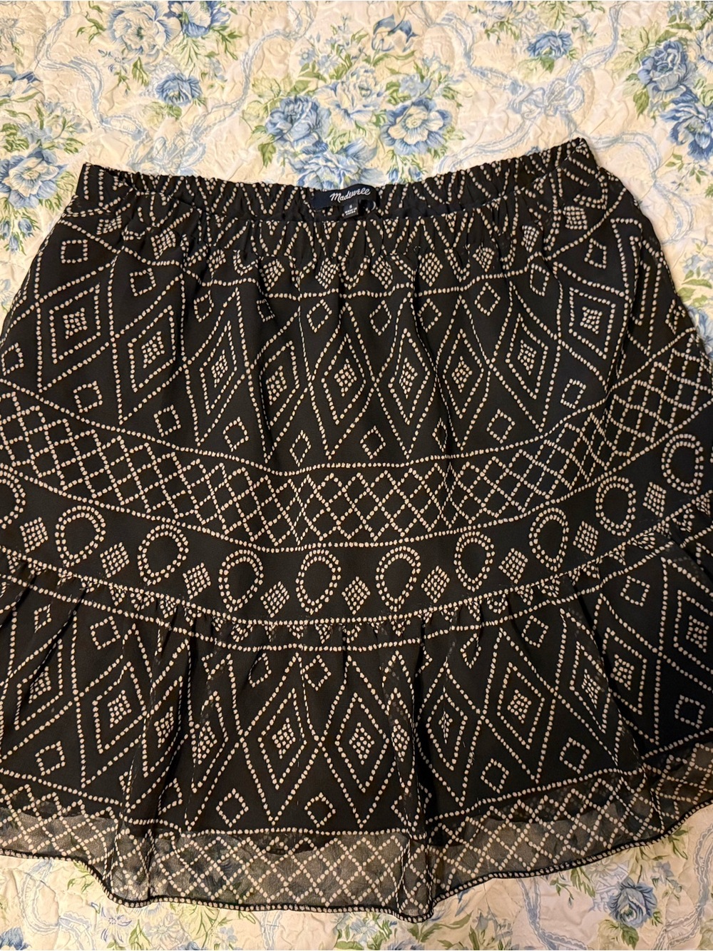 Madewell Black Skirt with Neutral Geometric Print